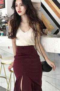 女主叫苏青青的穿越的