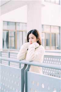 主角叶云洛璃是什么